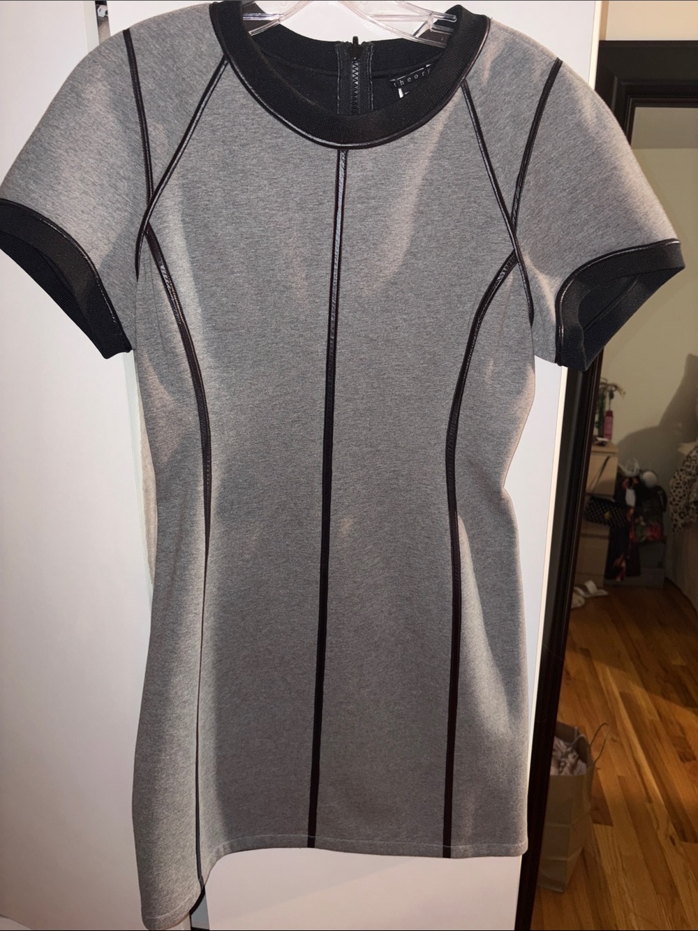 THEORY Gray Short-Sleeve Bodycon Dress with Contrast Piping MEDIUM